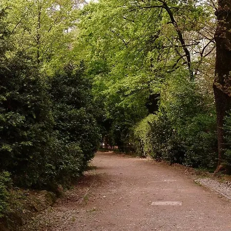 Lägenhet Il Bosco Di Nora
